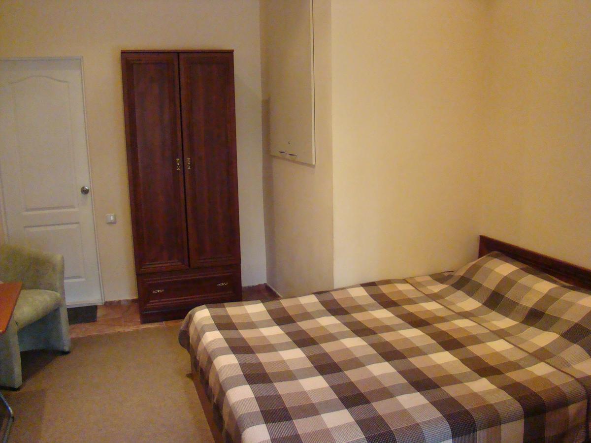 Mini-Hotel In Odessa Yard Luaran gambar