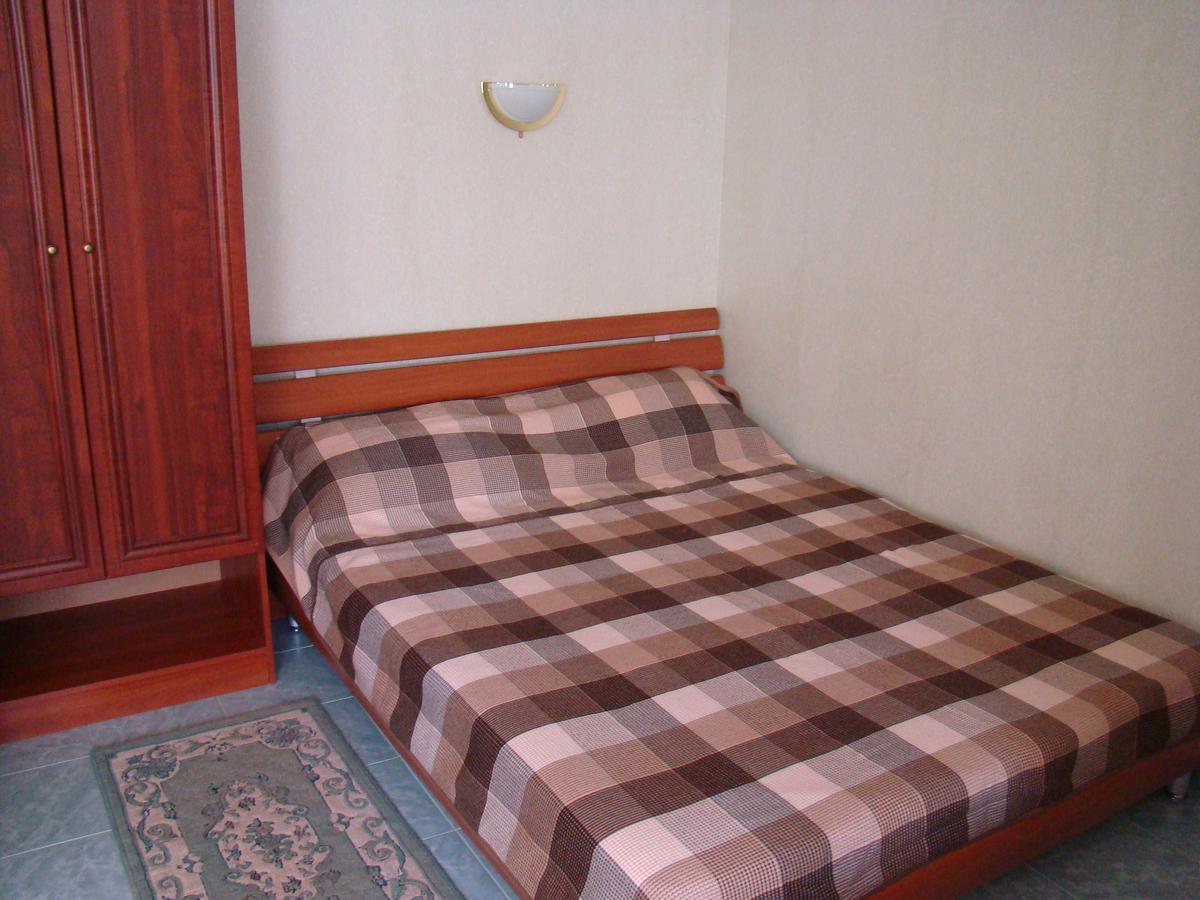Mini-Hotel In Odessa Yard Luaran gambar