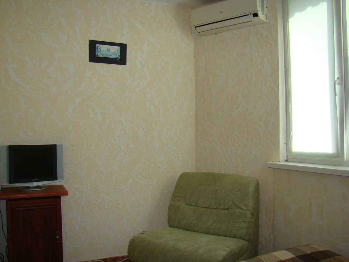 Mini-Hotel In Odessa Yard Luaran gambar